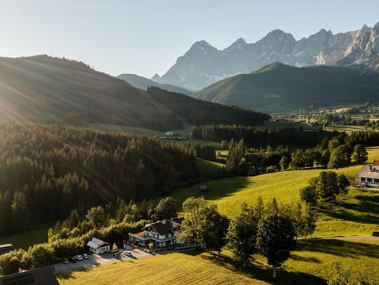 Ganze Ferienwohnung, **** Landhaus Bergrast - Apartment Typ B Studio 32 m² in Ramsau am Dachstein, Schladming-Dachstein