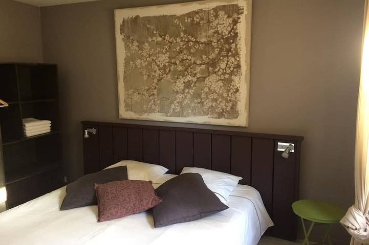 Location de vacances pour 6 personnes, avec terrasse à Veuves - 4