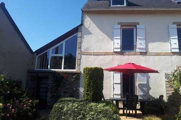 Location de vacances pour 4 personnes, avec terrasse, animaux acceptés à Saint-Ségal