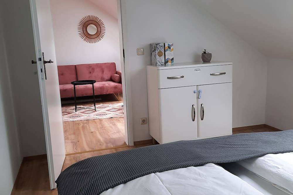 Ganze Wohnung, Ferienwohnung 2 Gehminuten vom Main in Marktheidenfeld, Spessart-Mainland