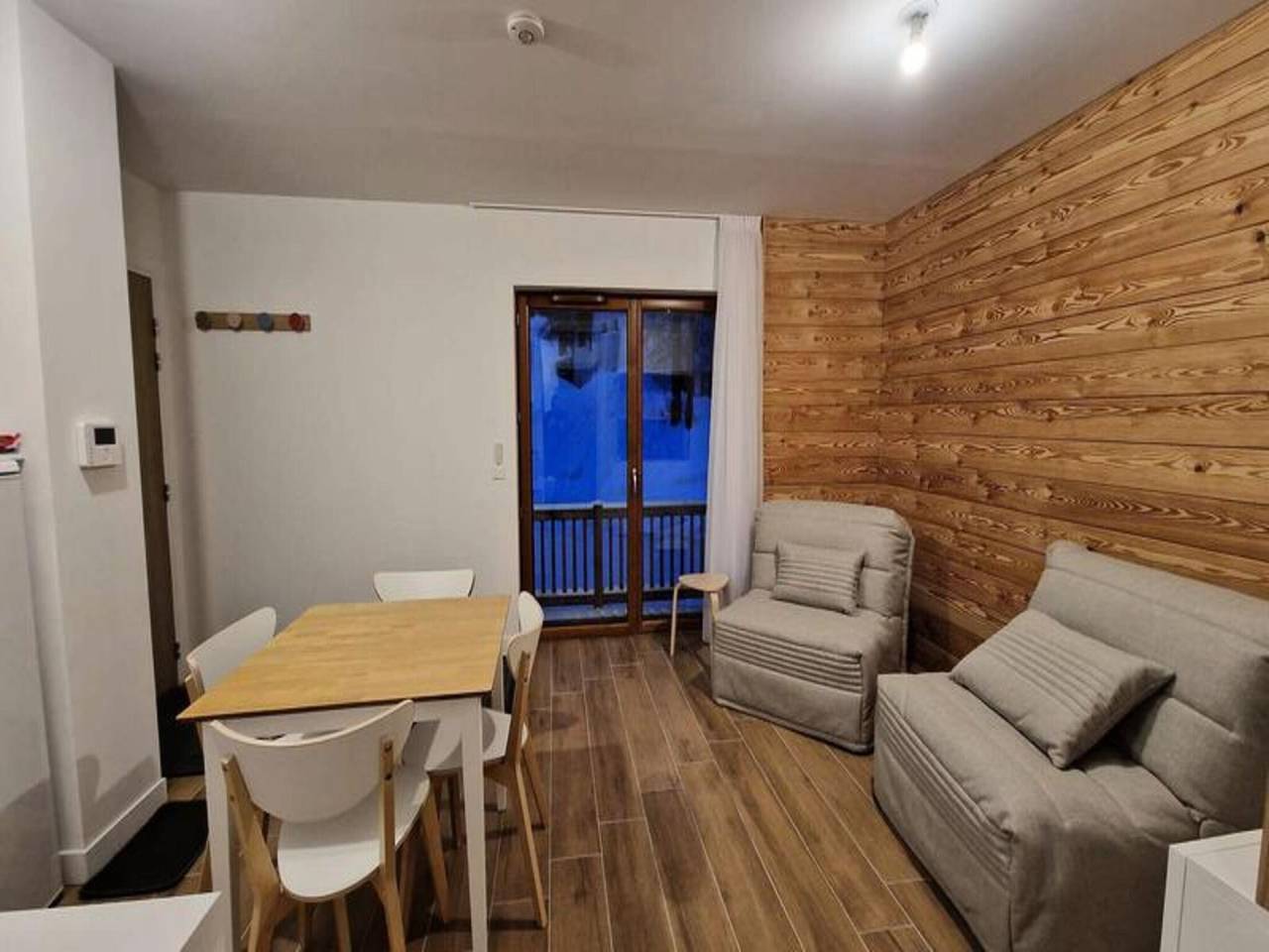 Appartement entier, Appartement à Vars proche des pistes in Vars, Région de Briançon