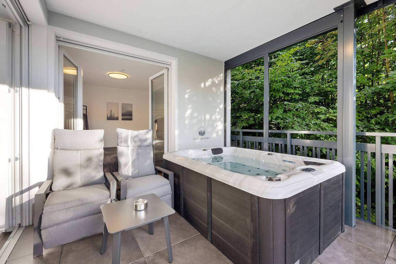 Entire apartment, Apartment "Egge Resort 7a" with Balcony, Whirlpool and Sauna in Altenbeken, Teutoburg Forest