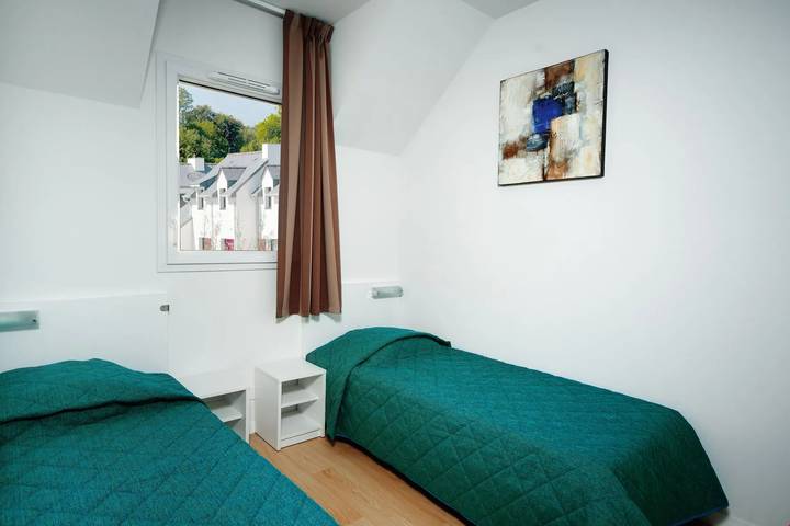 Appartement entier, Appartement de vacances pour 4 personnes avec piscine in Quéven, Côte des Mégalithes