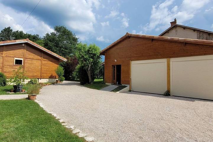 Gîte pour 3 personnes, avec jardin dans Marsoulas