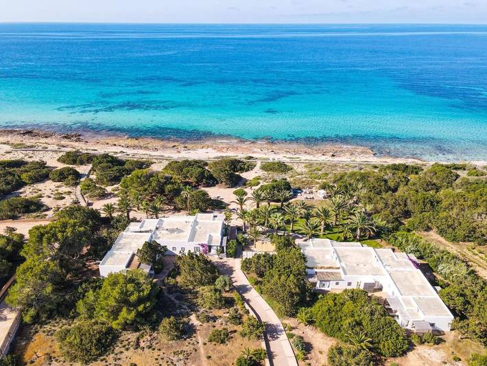 Gîte pour 4 personnes, avec jardin et vue, adapté aux familles dans Playa Migjorn Formentera