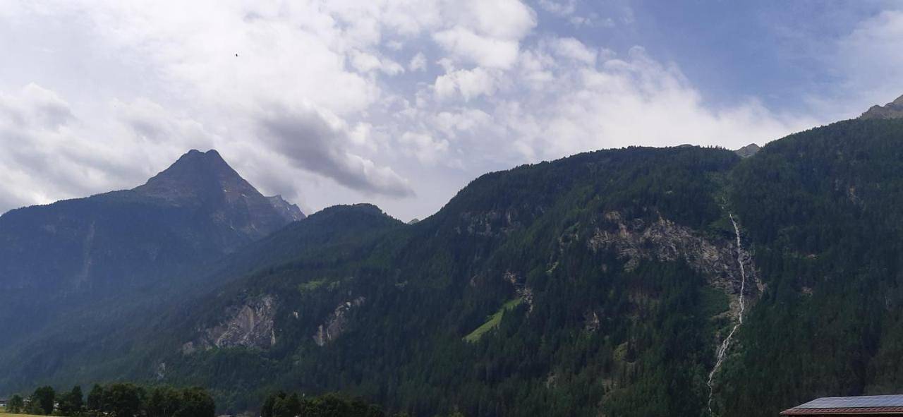 Ganze Wohnung, Apartment with Mountain View in Längenfeld, Ötztal