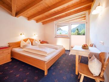Vakantieappartement voor 8 Personen in Aschau im Zillertal, Bezirk Schwaz, Afbeelding 2