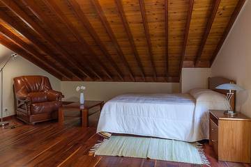 Villa for 12 Guests in Vila Franca do Campo (São Miguel), São Miguel, Picture 3