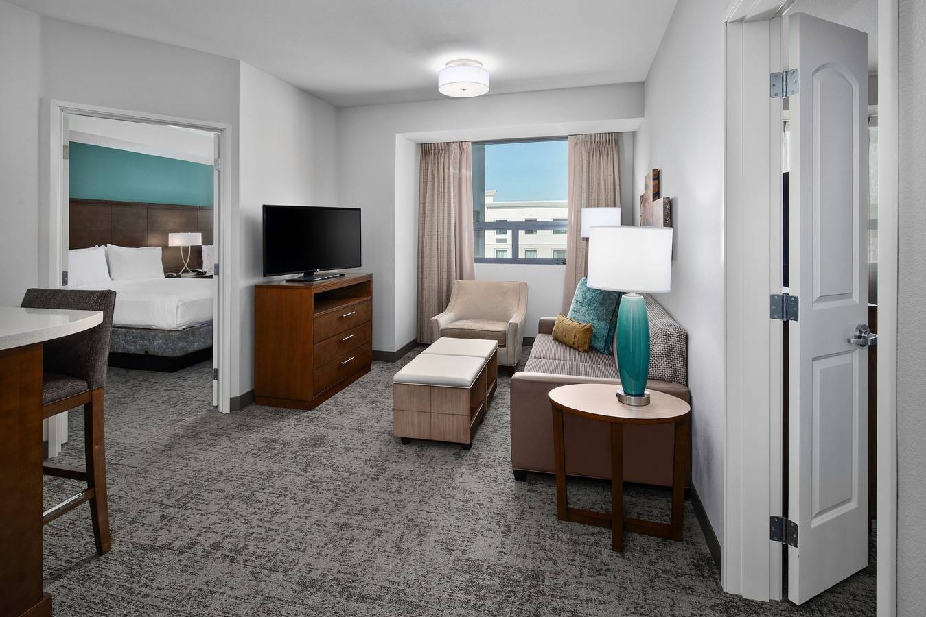 Staybridge Suites Irvine - John Wayne Airport in Irvine, Condado de Orange