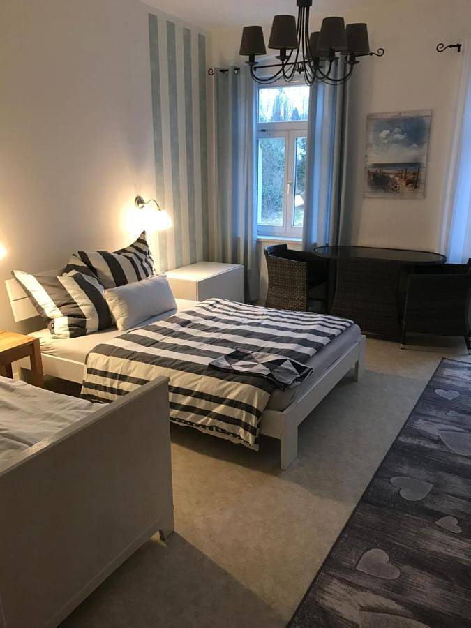 Ferienwohnung für 4 Personen, mit Balkon und Garten in Löbau