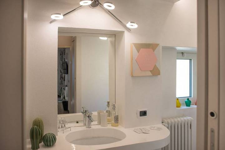 Ganze Wohnung, La Corte di Zizi-apartament Lago: perfect for young couples in Holmes Lido (Cernobbio), Cernobbio