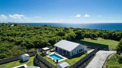 Location de vacances pour 8 personnes, avec jardin à Saint-François