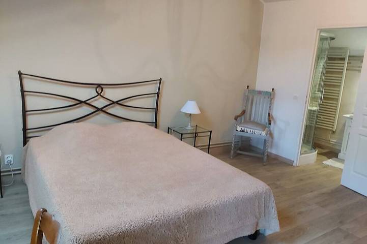 Gîte pour 2 personnes, avec jardin et piscine à Longré - 2