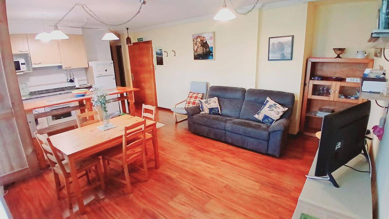 Apartamento entero, Two-Bedroom Apartment in Nueva de Llanes, Llanes