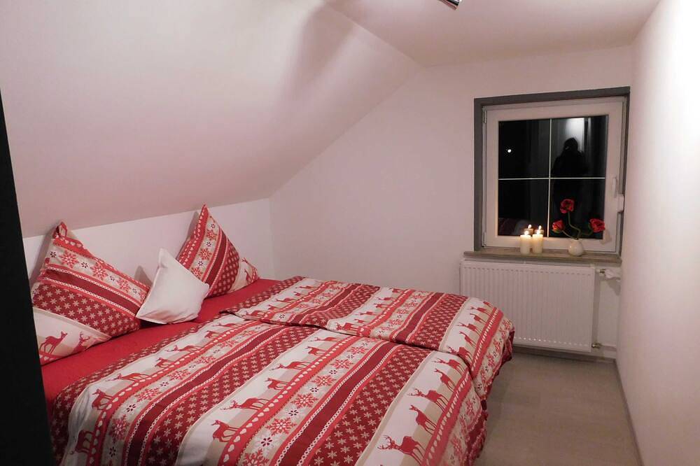 Ganze Wohnung, Appartement Langewiese 1 - 4 Personen - Gästehaus Astenblick auch für kleine in Langewiese, Winterberg