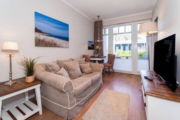 Ferienwohnung für 2 Personen, mit Terrasse und Sauna in Boltenhagen - 2