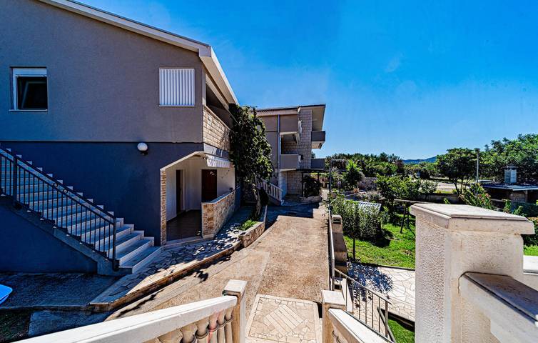 Ferienwohnung für 4 Personen, mit Seeblick und Terrasse, mit Haustier - 1