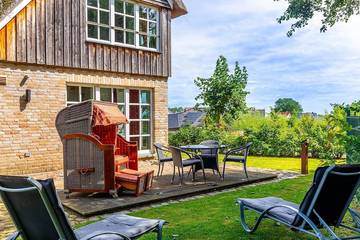 Ferienhaus für 4 Personen, mit Balkon und Garten, mit Haustier in Klütz