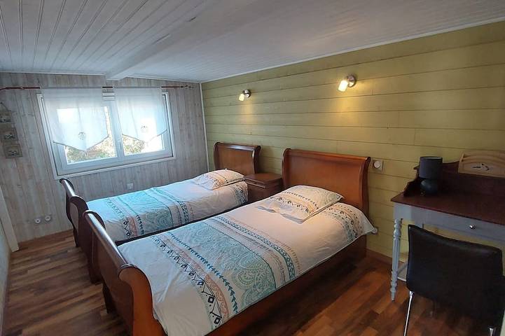 Location de vacances pour 4 personnes, avec terrasse et jardin, animaux acceptés à Plougasnou - 3