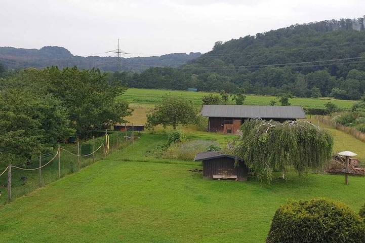 Ferienwohnung für 8 Personen, mit Balkon und Whirlpool sowie Garten und Sauna in Greifenstein