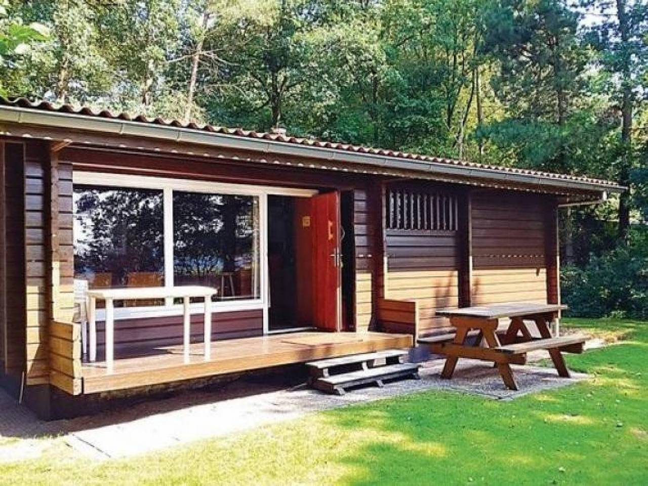 4 Personen Finnische Bungalows am Rand des Holzes in Drenthe