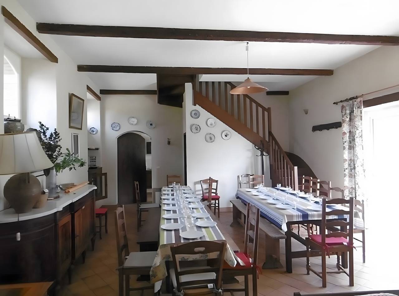 Maison de vacances « Le Grand Logis » avec jardin privé et Wi-Fi in Trédarzec, Côte de Granit Rose