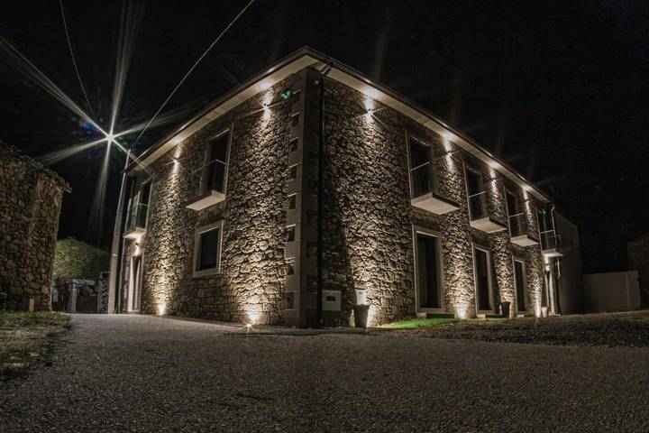 Casa rural para 2 personas, con Terraza además de Jardín y Piscina en Miranda do Douro