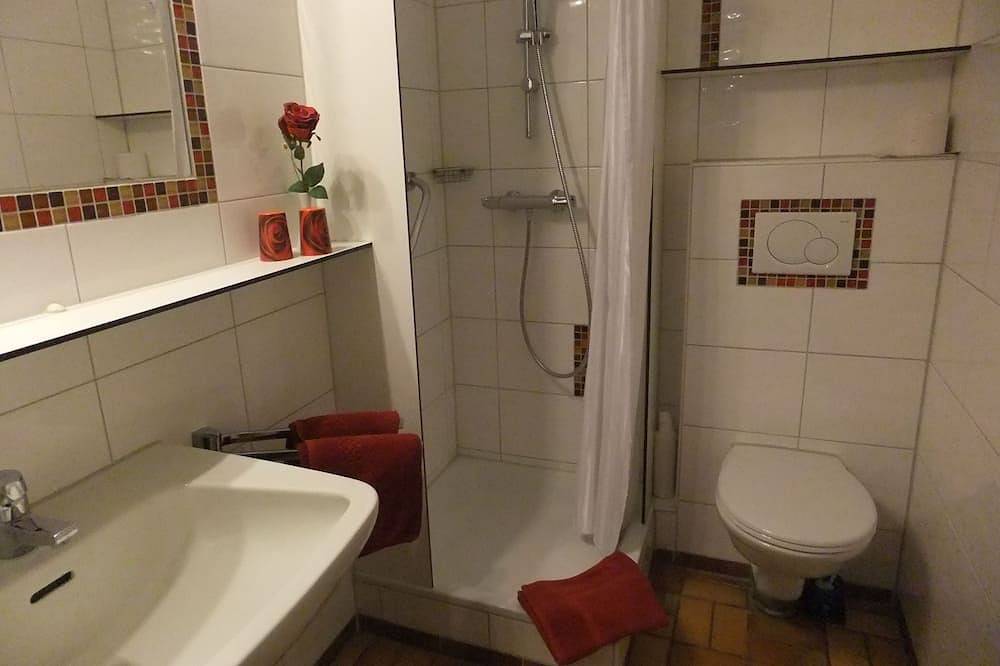 Ganze Wohnung, Apartment mit 45qm, 1 Wohn-Schlafzimmer, max. 4 Pers. in Möhnesee, Kreis Soest