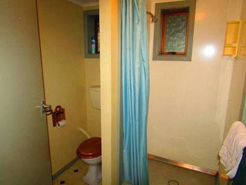 Holiday Home for 10 People in Taupo, Taupo District, Photo 2