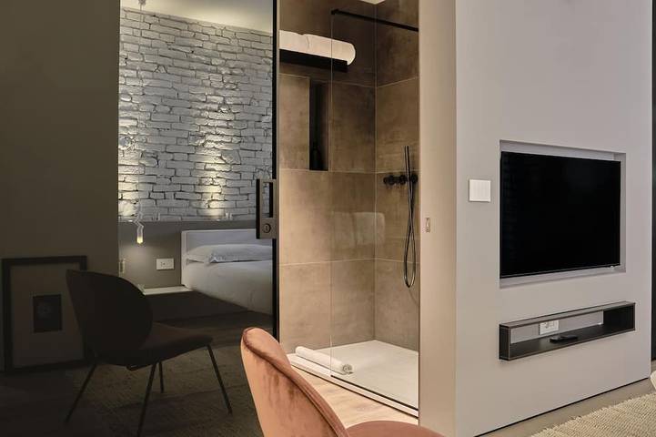 Apartamento entero, Serendipity: apartment Vega (2 beds - 2 baths) Alba center in Alba, Langhe