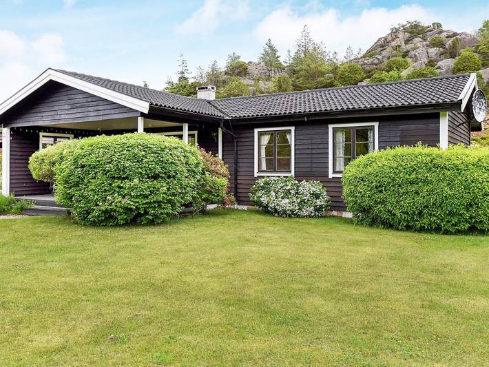 Ferienhaus für 7 Personen, mit Terrasse und Garten in Sotenäs und Umgebung