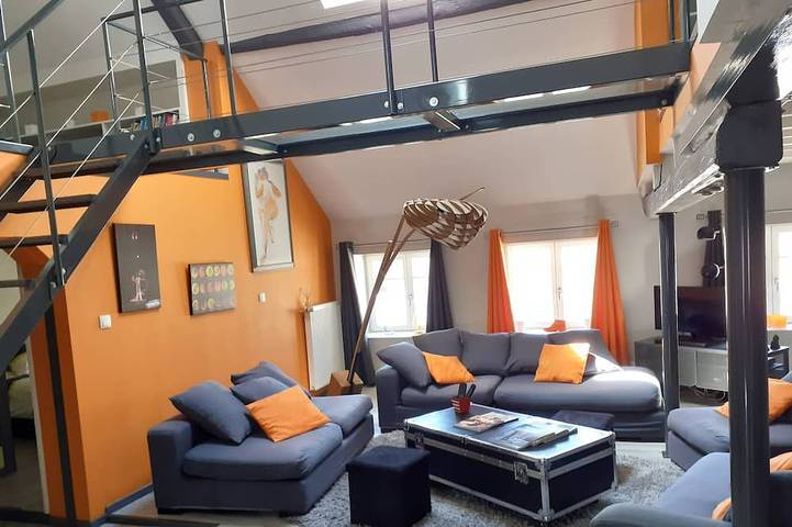 Appartement de vacances pour 12 personnes, avec Jacuzzi à Beaune