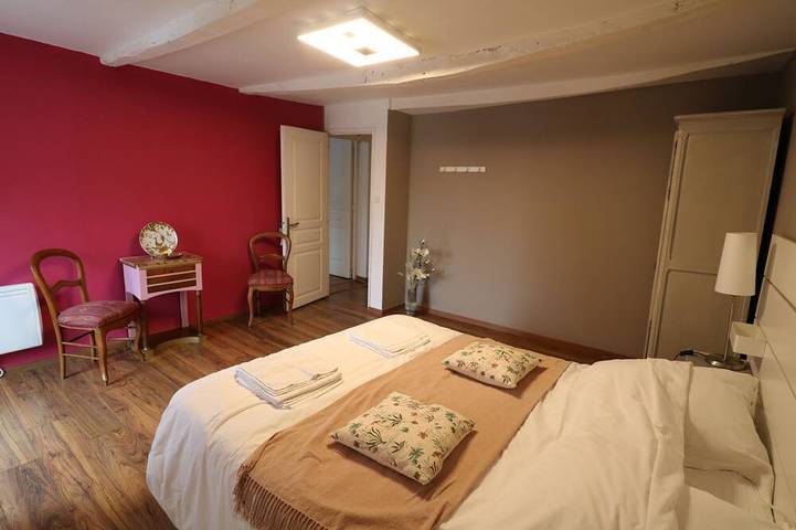 Location de vacances pour 8 personnes, avec terrasse à Le Vivier-sur-Mer - 2