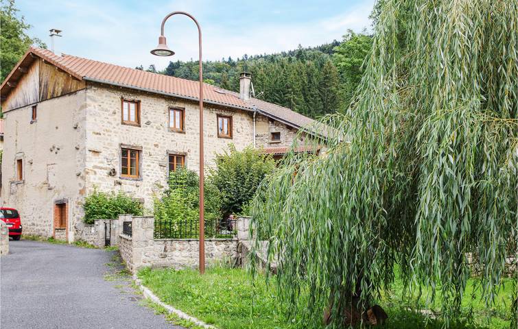 Appartement Grandrif avec vue spectaculaire in Grandrif, Région d'Ambert
