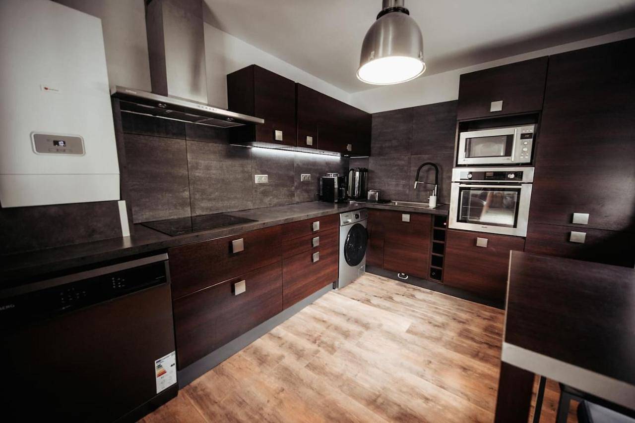 Appartement entier, Two-Bedroom Apartment in Clermont-Ferrand, Parc naturel régional des Volcans d'Auvergne