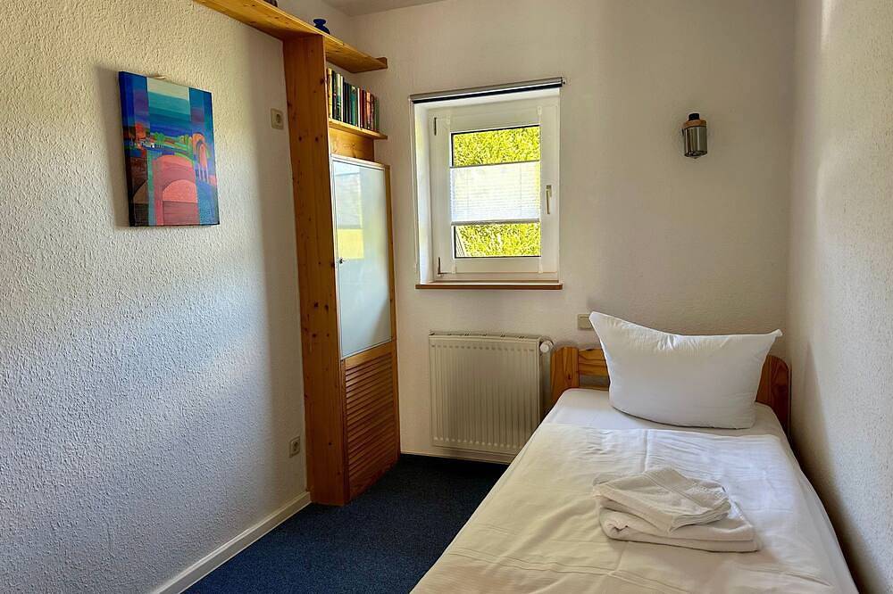 Ganze Wohnung, Hagen -  Landferienhaus Sonnenblume / Asm - Fh Sonnenblume - Fewo groß in Hagen Auf Rügen, Lohme