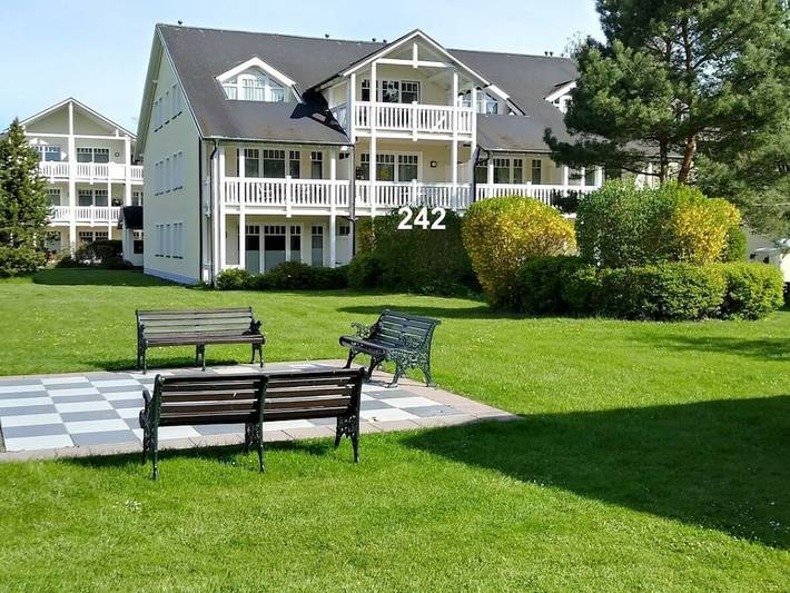 Ferienhaus für 4 Personen, mit Balkon und Garten in Binz