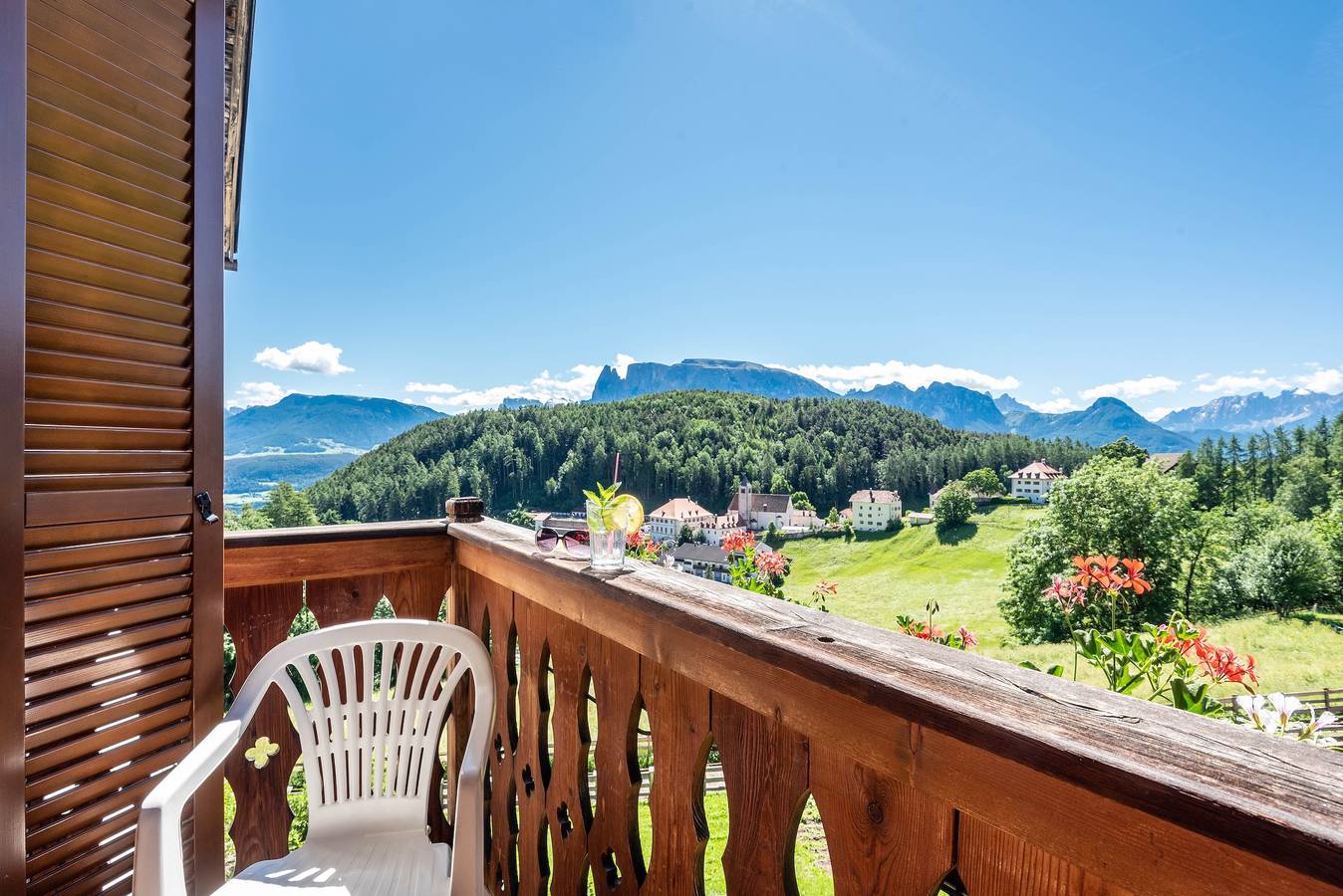Ganze Wohnung, Ferienwohnung 'Sallrain Hof 2' mit Bergblick & Balkon in Klobenstein, Ritten