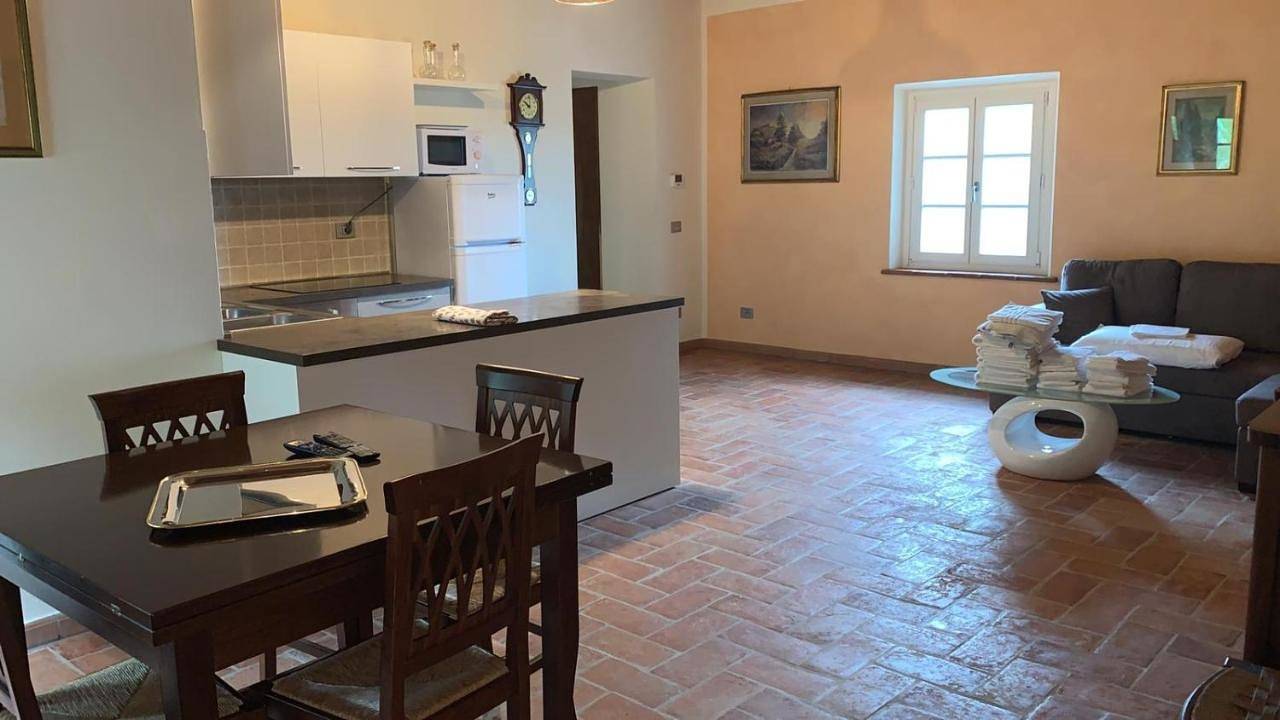 Ganze Wohnung, Relais del Lago e Relais del Monte in Vecchiano, Italienische Riviera