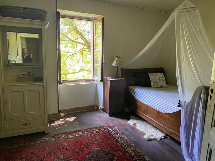 Maison d’hôte pour 2 personnes, avec terrasse ainsi que jardin et vue, animaux acceptés à Vabre