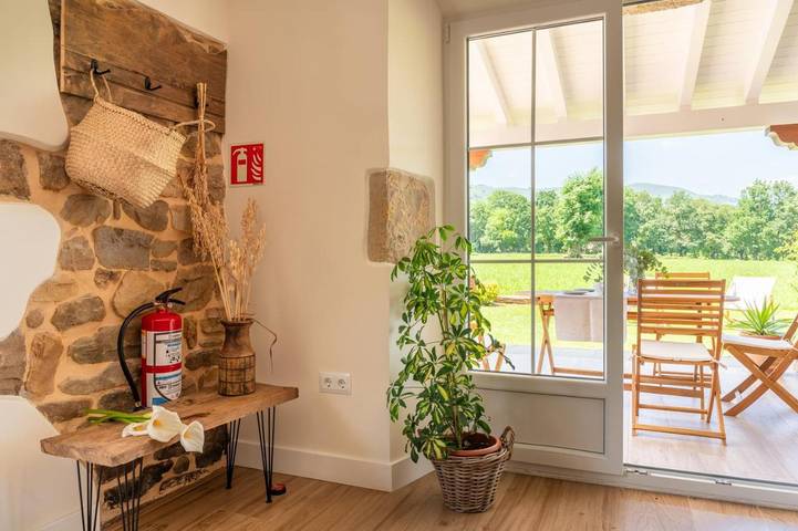 Chalet para 6 personas, con jardín y balcón en Valle del Pas-Pisueña - 2