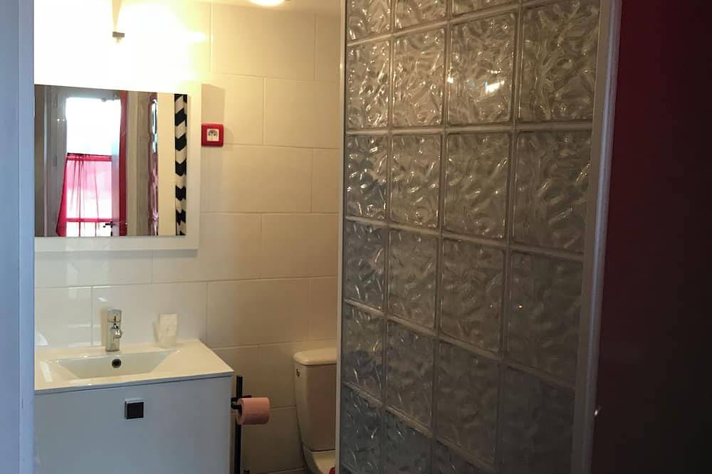 Entire apartment, Duplex Vallée De Chevreuse in Saint-Lambert-des-Bois, Parc naturel régional de la Haute Vallée de Chevreuse