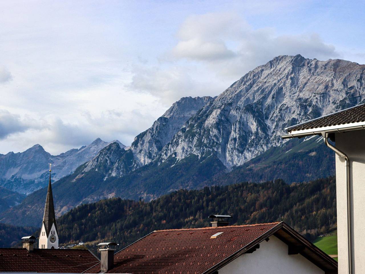 Ganze Ferienwohnung, Ferienwohnung am Waldweg in Tuxer Alpen, Kolsass