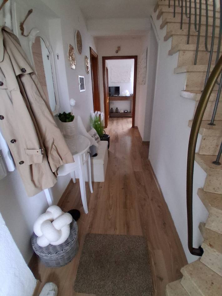 Casa de vacaciones con terraza privada, balcón y wifi en Beuren in Beuren (Eifel), Cochem-Zell
