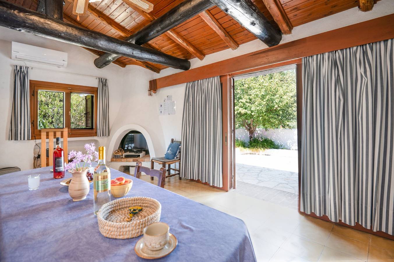 Fishermans Cottage: Private pool, a/c, near beach in Korfu