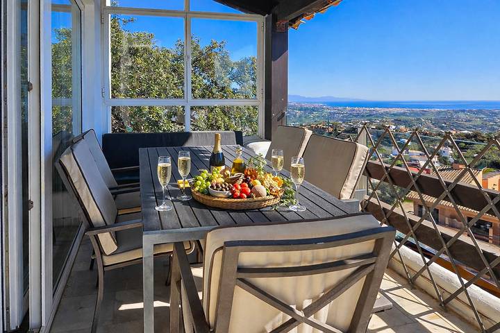 Gîte pour 5 personnes, avec balcon à Ojén - 4