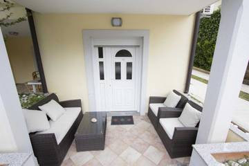 Ferienwohnung für 4 Personen, mit Balkon/Terrasse und Balkon, mit Haustier in Kroatien