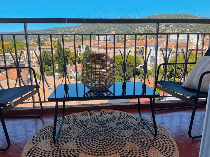 Appartement de vacances pour 4 personnes, avec terrasse et vue