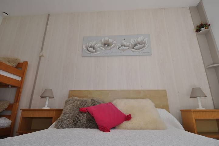 Gîte pour 6 personnes, avec jardin à Prémanon - 3