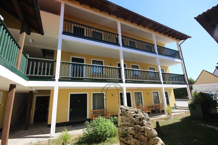 Bnb für 2 Personen, mit Balkon/Terrasse und Terrasse sowie Garten im Altmühltal - 3